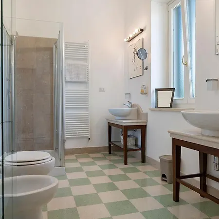 Luciana Villa